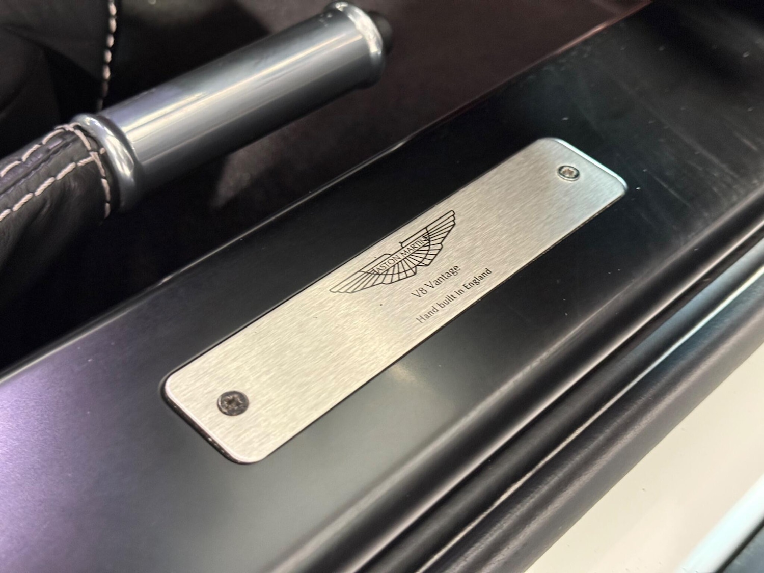 Used Aston Martin Vantage 2012 for sale - 76988591: Photo 95