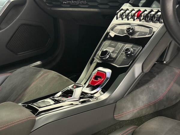 Used Lamborghini Huracan 2015 for sale - 75059716: Photo 28