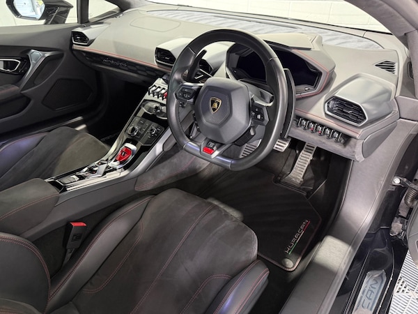 Used Lamborghini Huracan 2015 for sale - 75059716: Photo 31