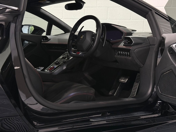Used Lamborghini Huracan 2015 for sale - 75059716: Photo 34