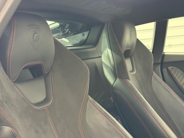 Used Lamborghini Huracan 2015 for sale - 75059716: Photo 35