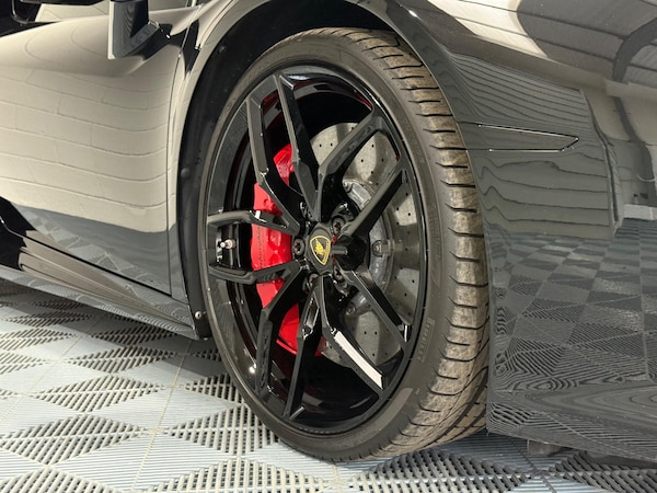 Used Lamborghini Huracan 2015 for sale - 75059716: Photo 39