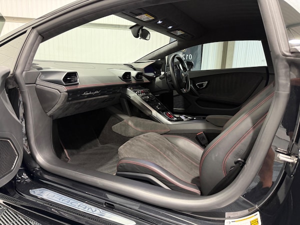 Used Lamborghini Huracan 2015 for sale - 75059716: Photo 47