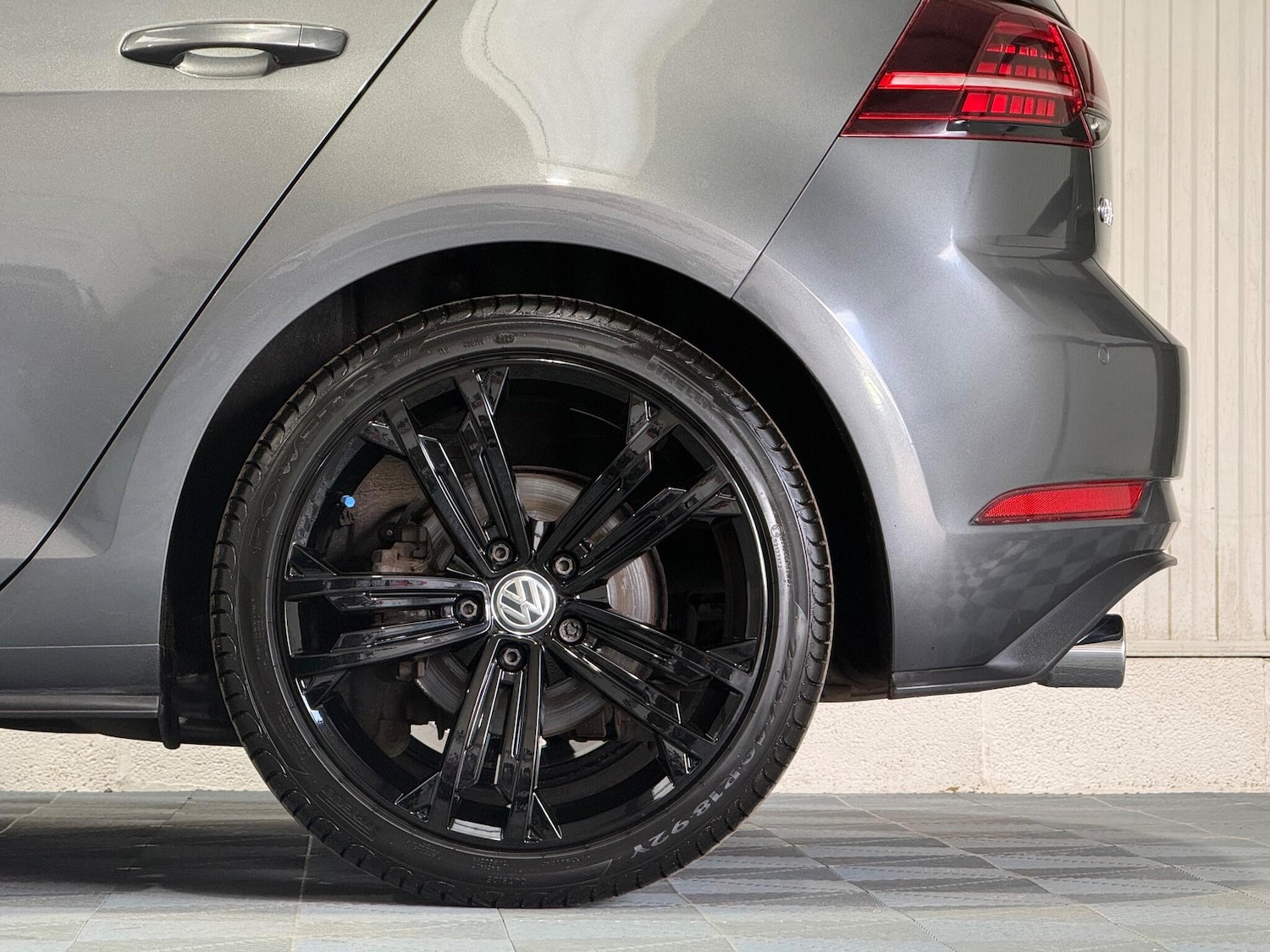 Used Volkswagen Golf 2017 for sale - 76942357: Photo 49