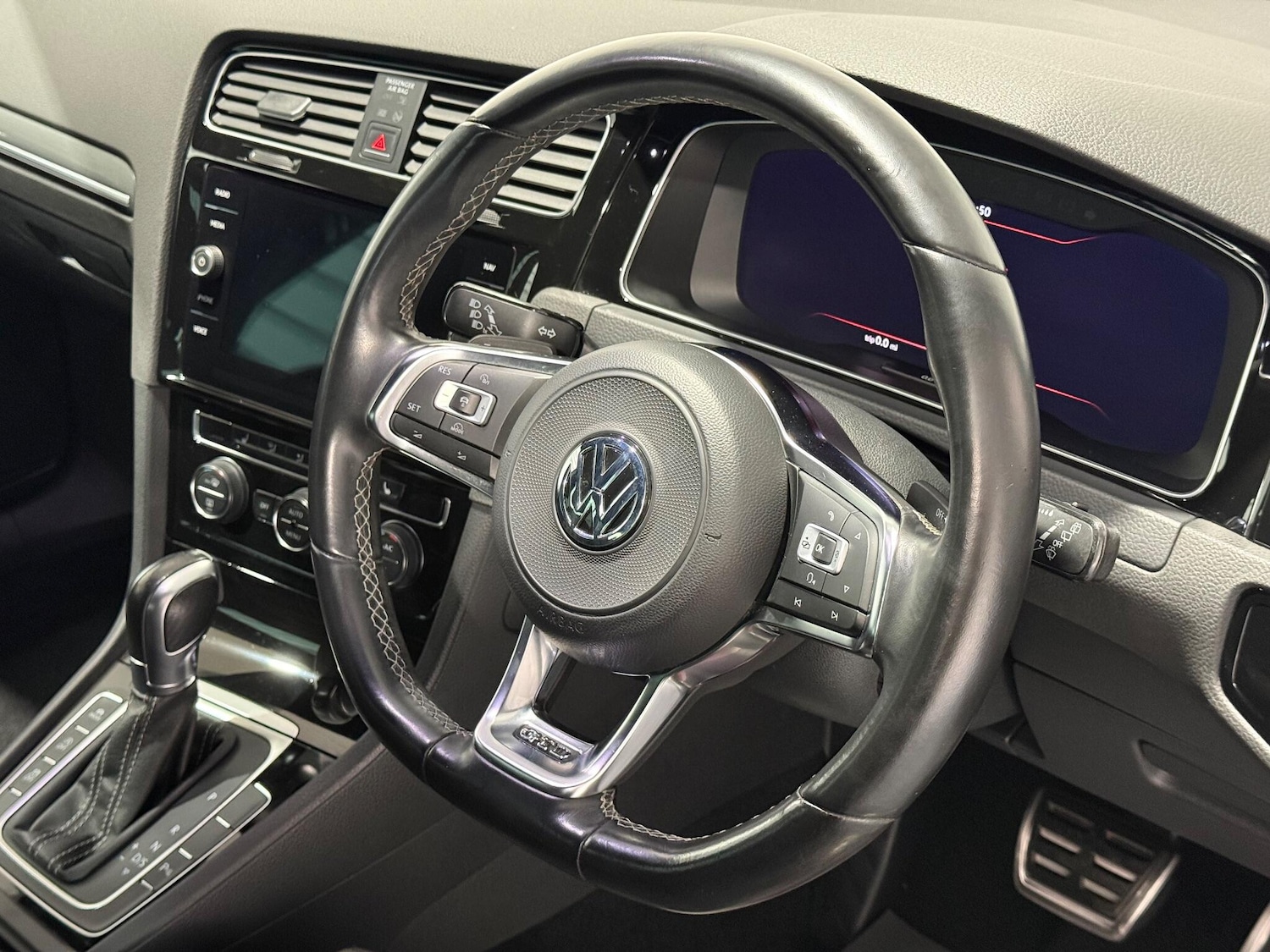 Used Volkswagen Golf 2017 for sale - 76942357: Photo 56