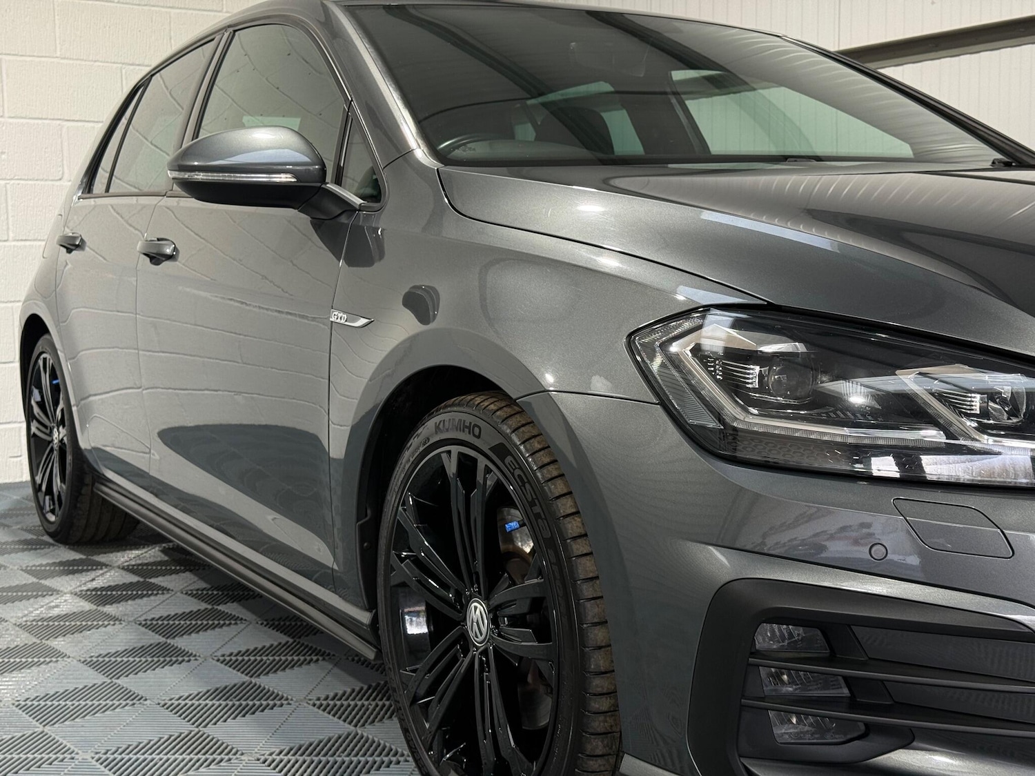 Used Volkswagen Golf 2017 for sale - 76942357: Photo 9