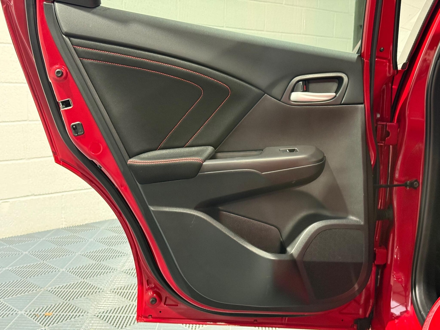 Used Honda Civic 2015 for sale - 77039787: Photo 53