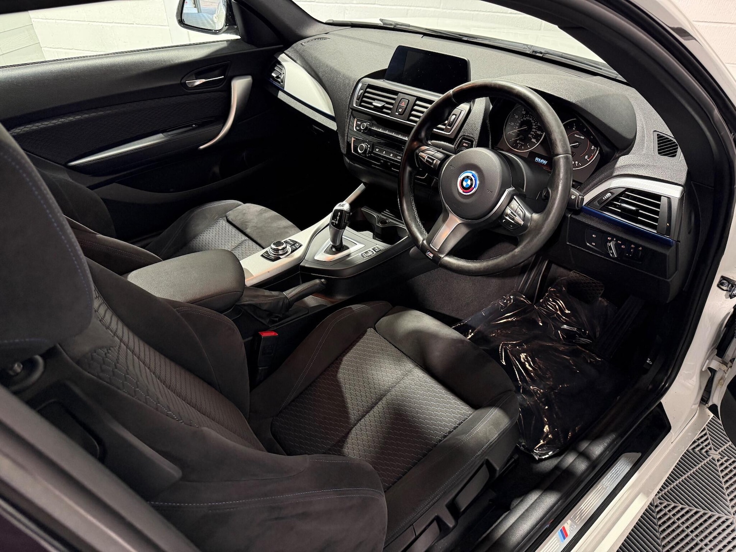 Used BMW 2 Series 2015 for sale - 76976208: Photo 31