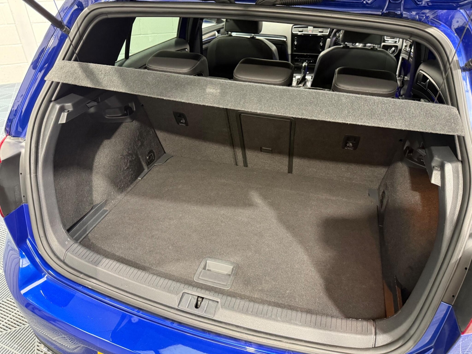 Used Volkswagen Golf 2016 for sale - 76613142: Photo 73