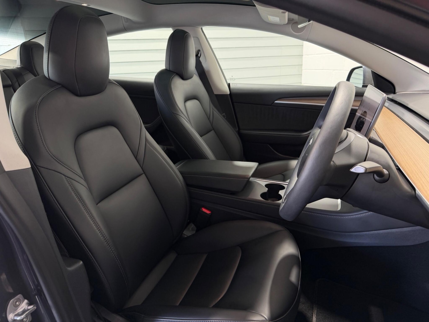 Used Tesla Model 3 2023 for sale - 78128075: Photo 32