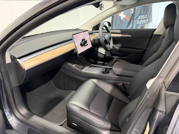 Used Tesla Model 3 2023 for sale - 78128075: Photo