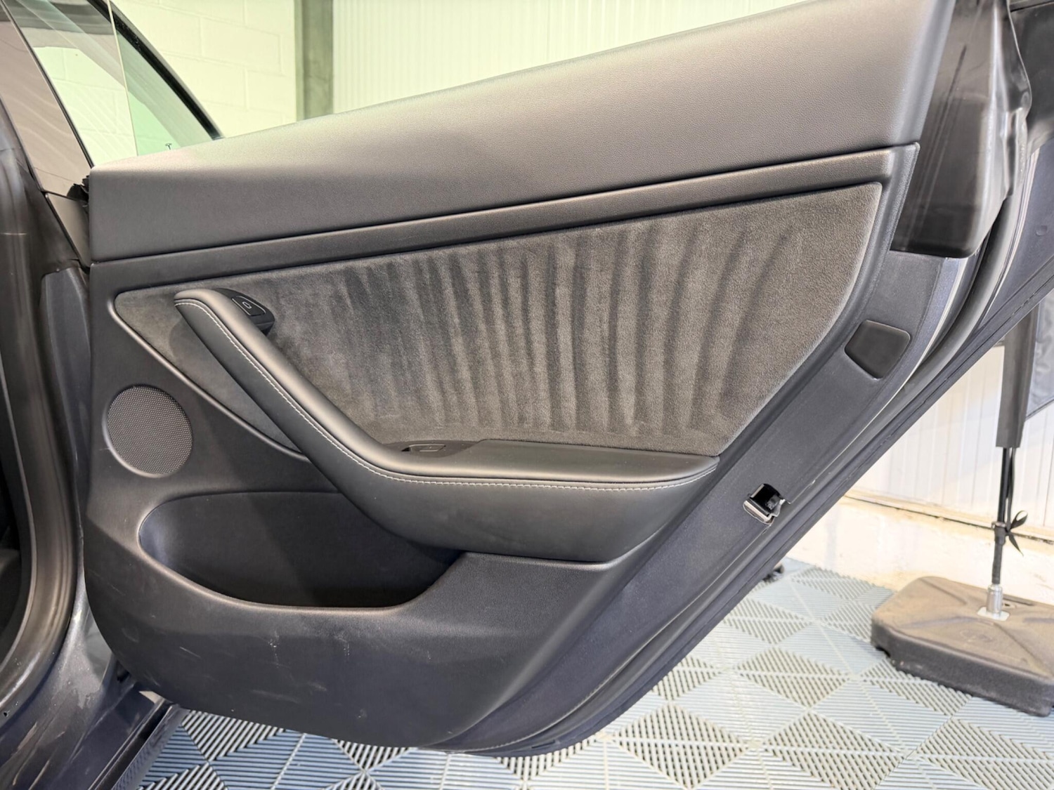 Used Tesla Model 3 2023 for sale - 78128075: Photo 42