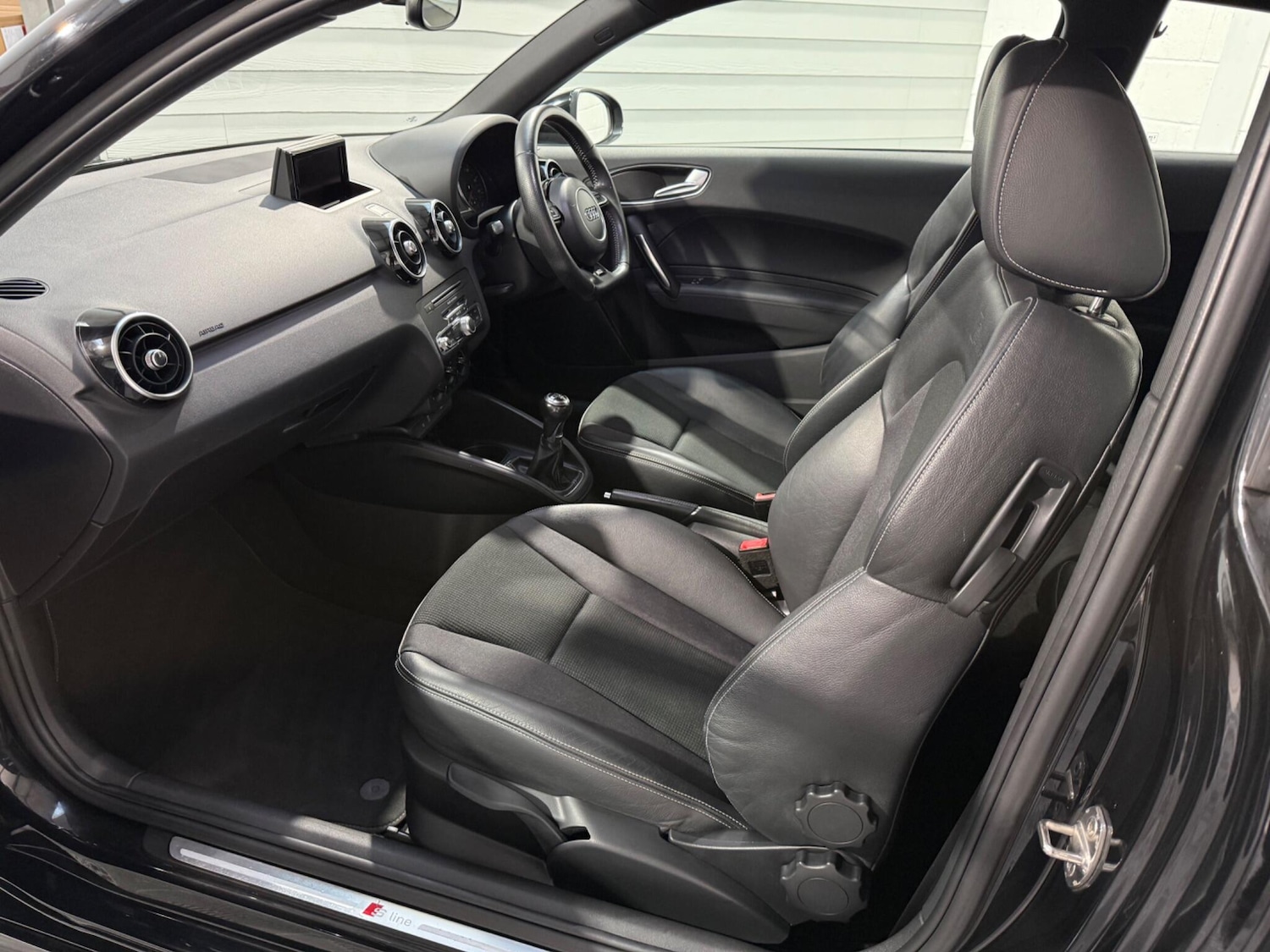 Used Audi A1 for sale - 76997129: Photo 3