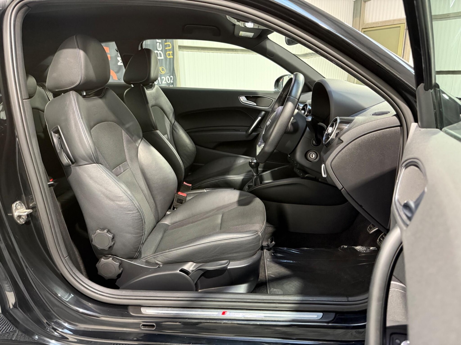 Used Audi A1 for sale - 76997129: Photo 37