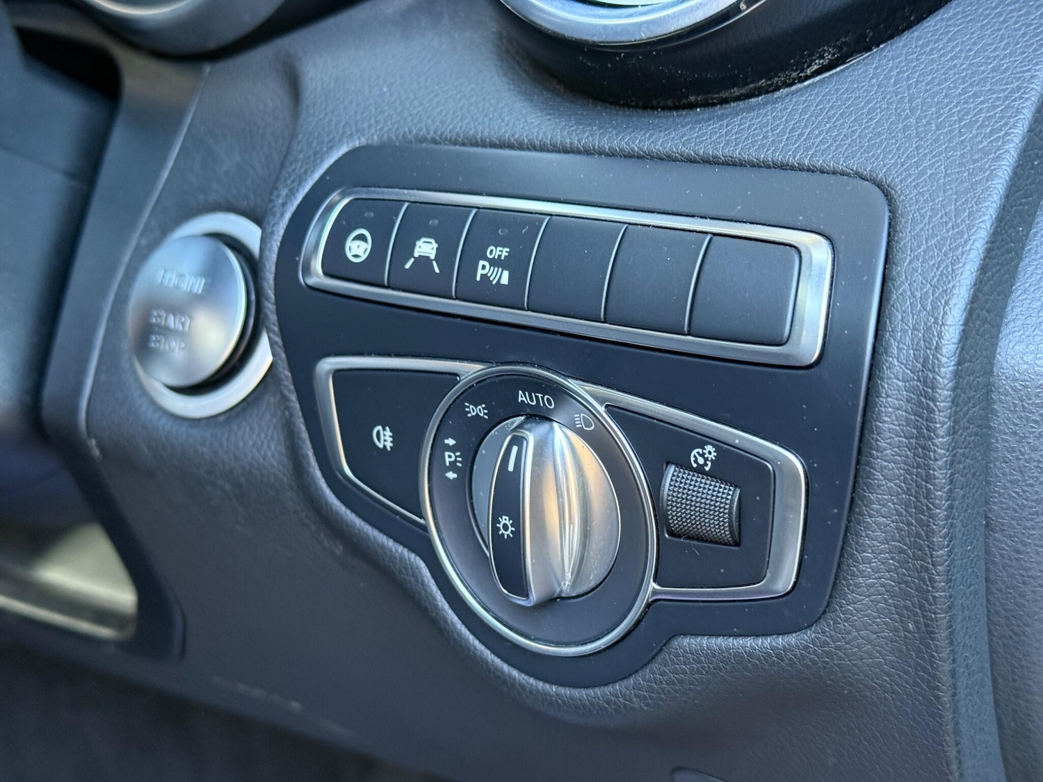 Used Mercedes-Benz C Class 2017 for sale - 76399004: Photo 36