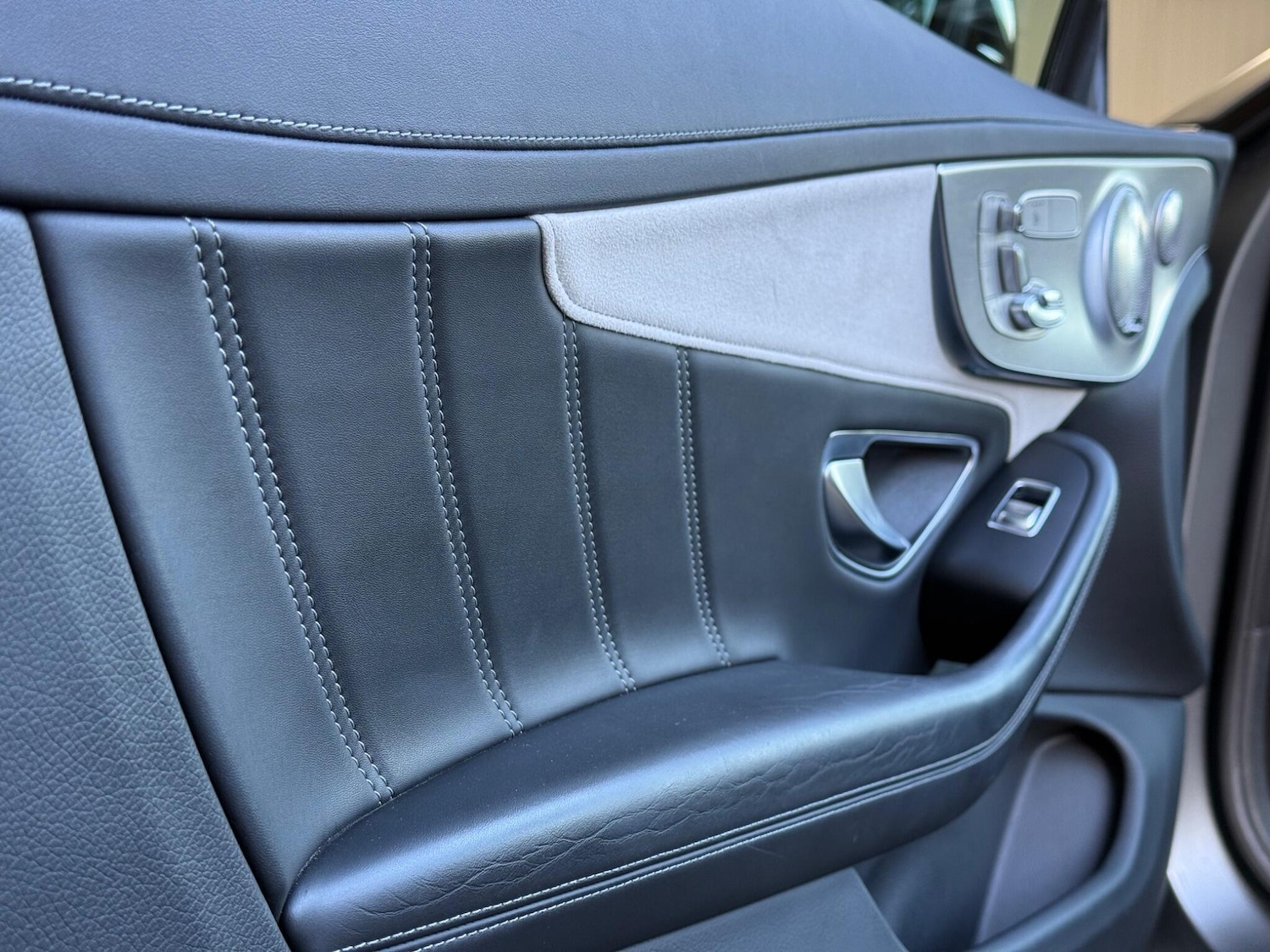 Used Mercedes-Benz C Class 2017 for sale - 76399004: Photo 56