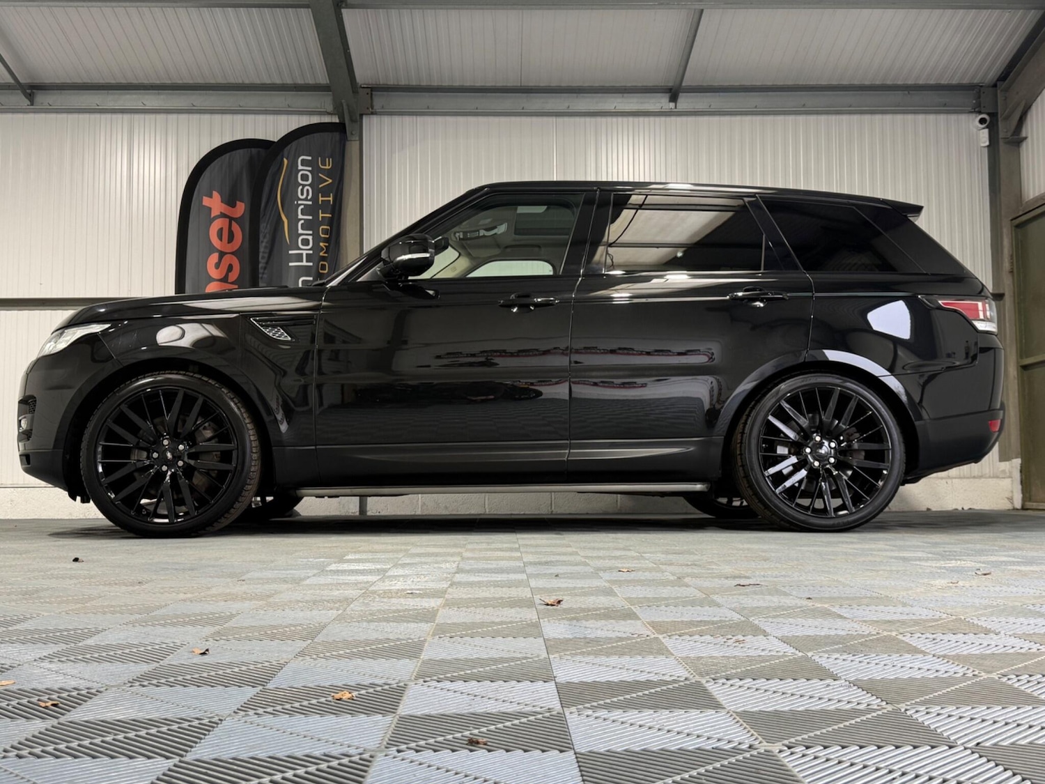 Used Land Rover Range Rover Sport 2014 for sale - 77637766: Photo 19