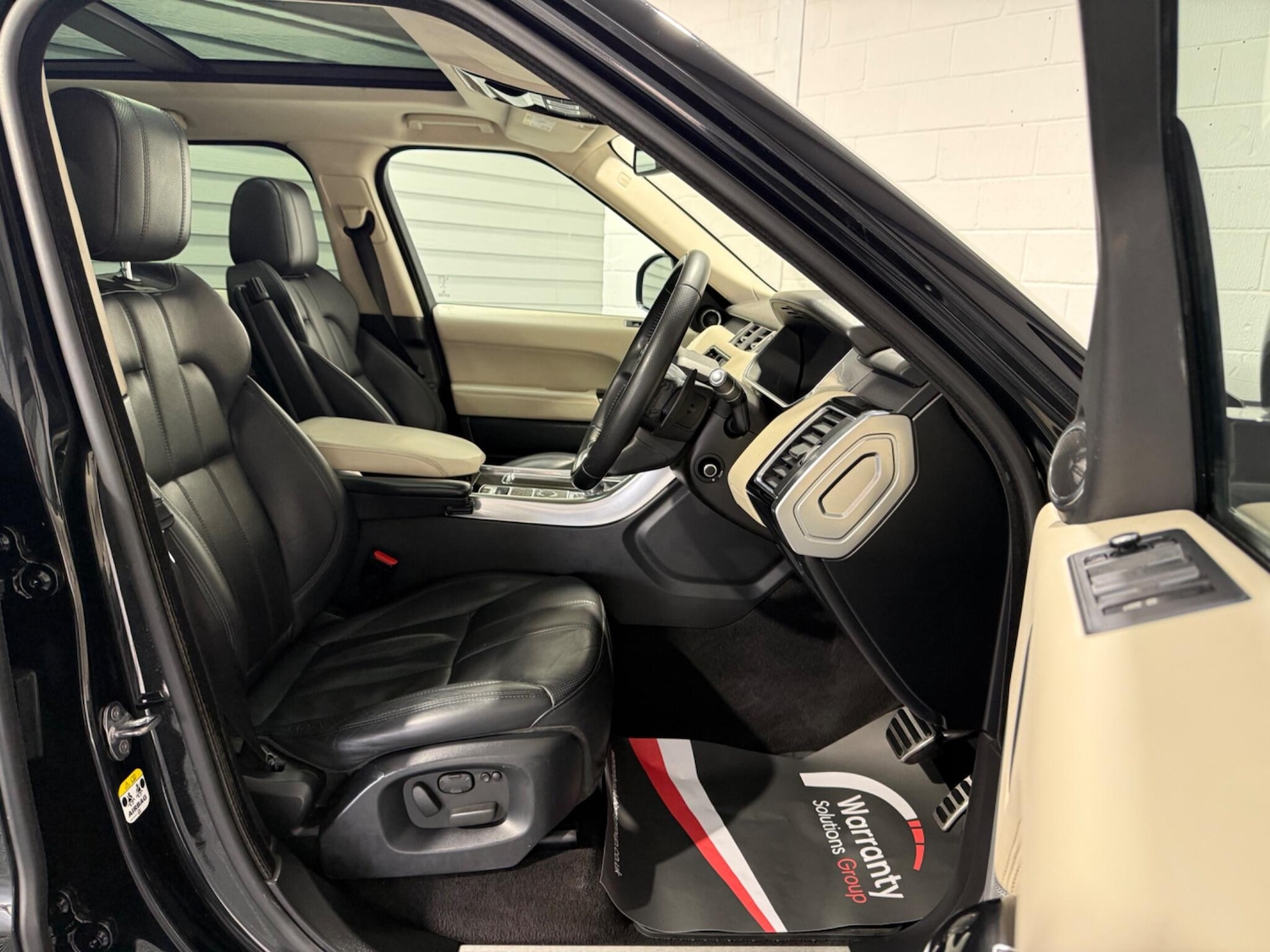 Used Land Rover Range Rover Sport 2014 for sale - 77637766: Photo 41