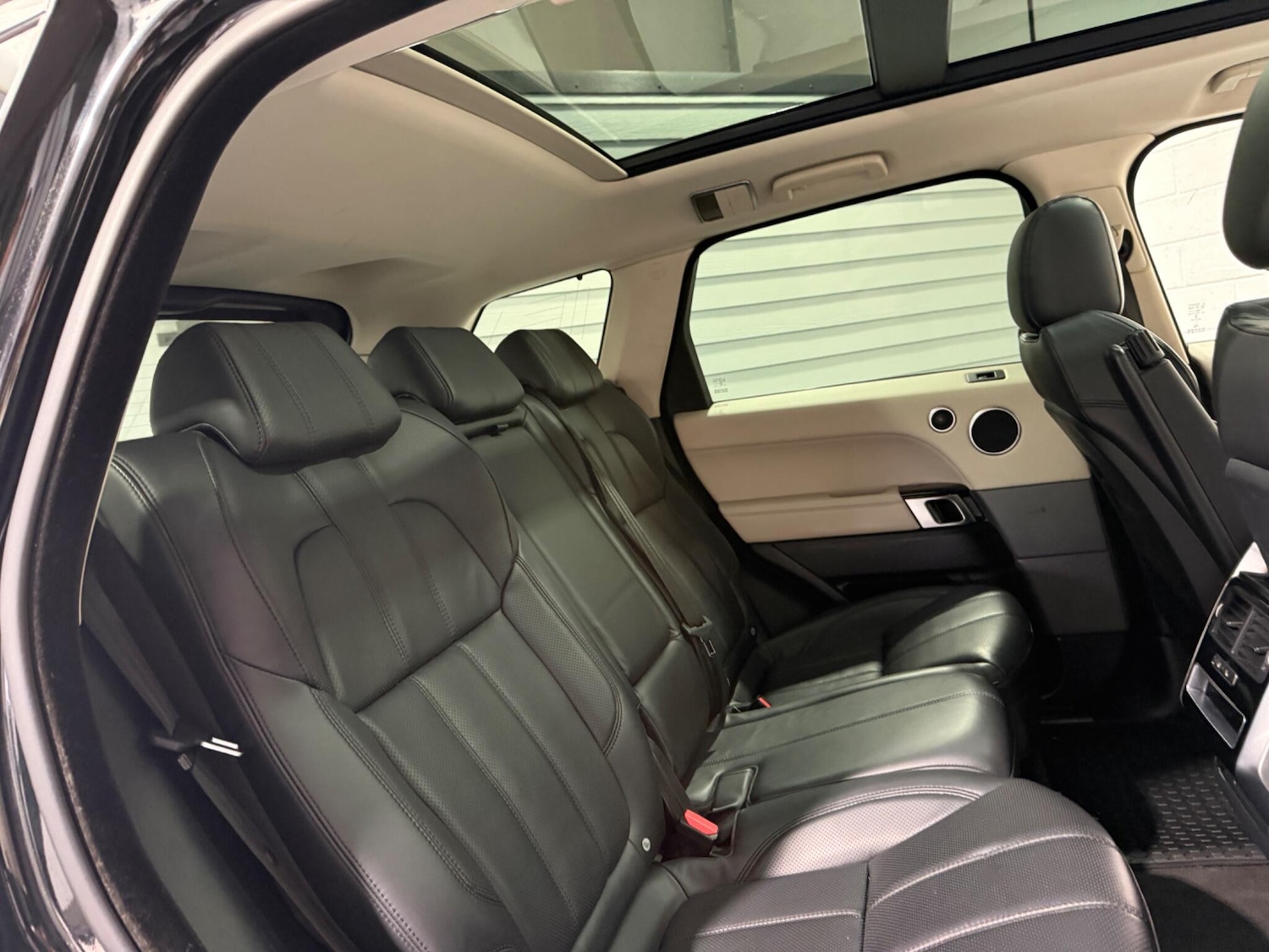 Used Land Rover Range Rover Sport 2014 for sale - 77637766: Photo 48