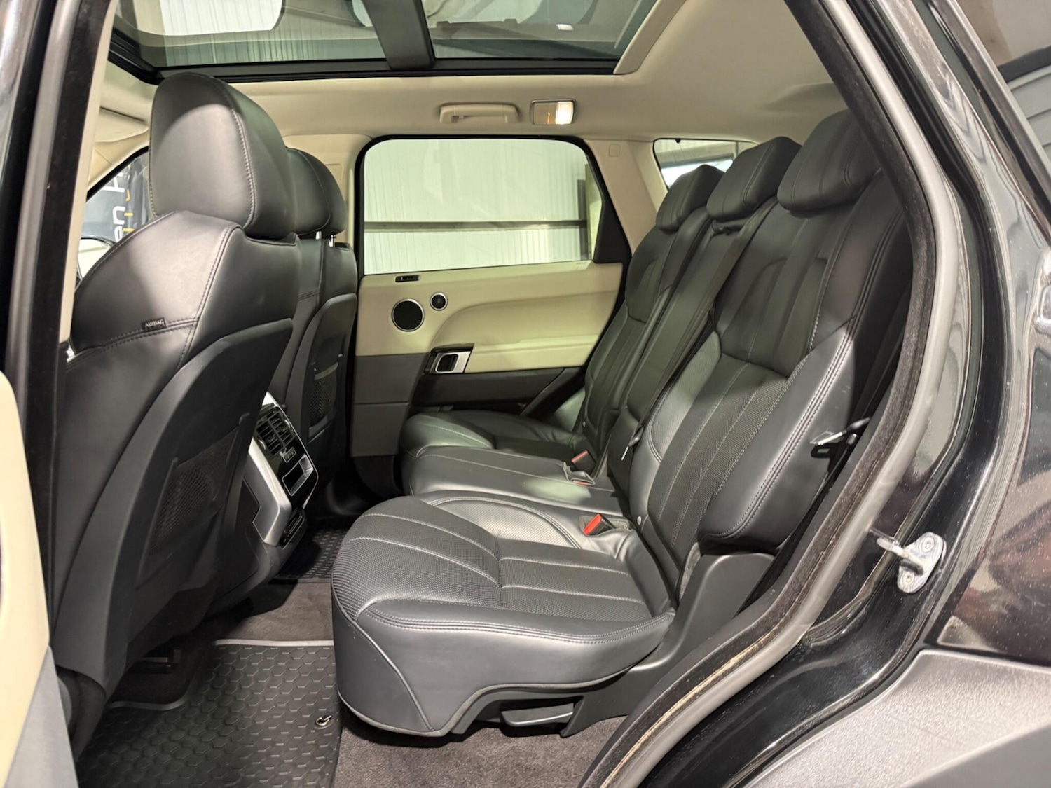 Used Land Rover Range Rover Sport 2014 for sale - 77637766: Photo 50