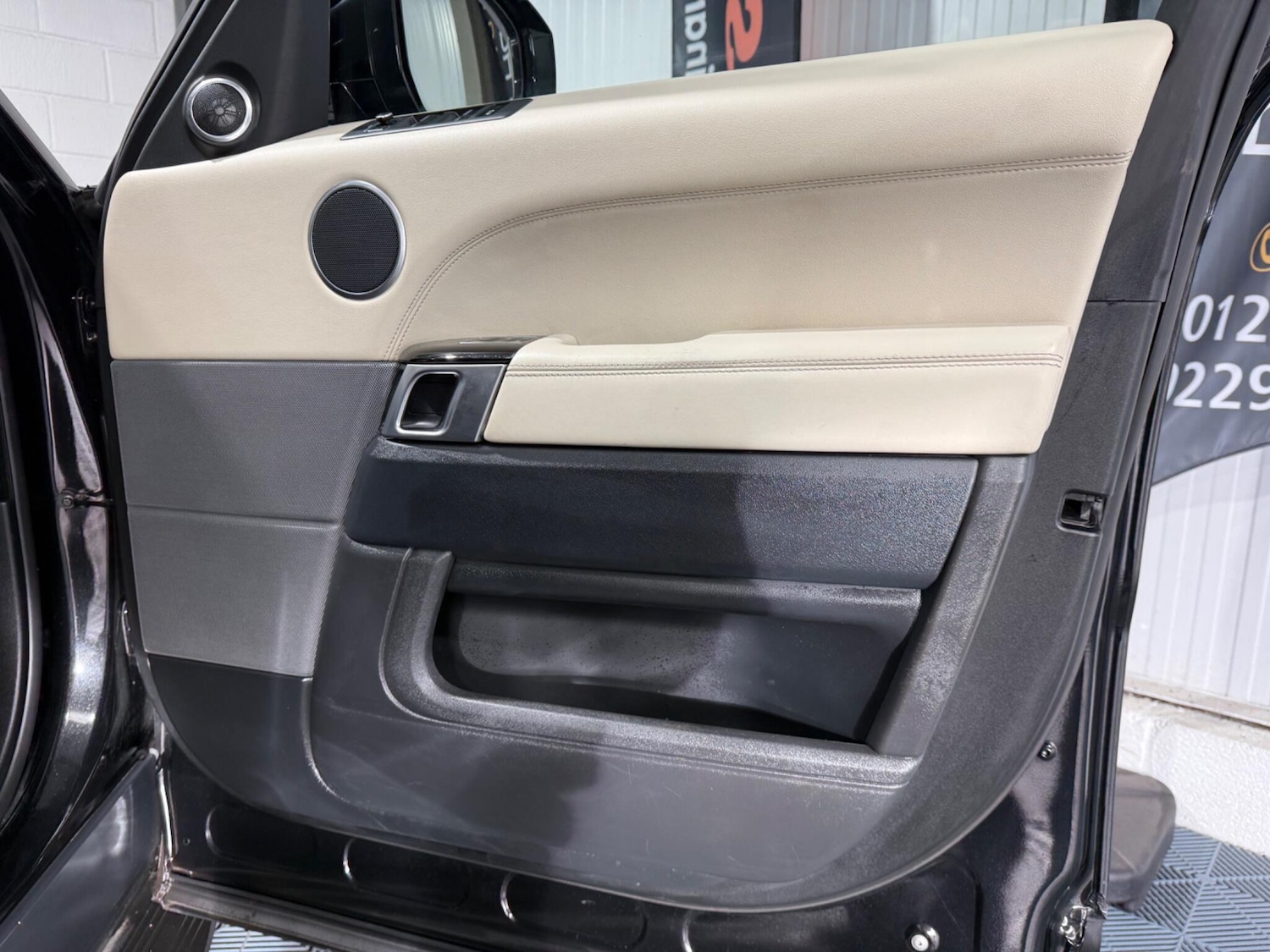 Used Land Rover Range Rover Sport 2014 for sale - 77637766: Photo 53