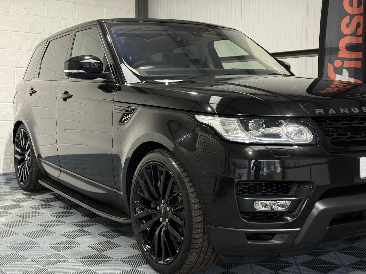 Used Land Rover Range Rover Sport 2014 for sale - 77637766: Photo 9