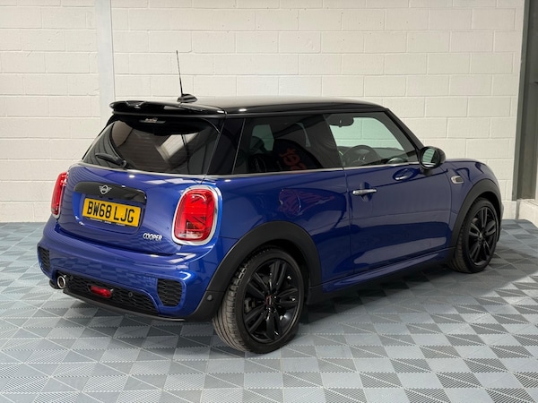 Used MINI Hatch 2018 for sale - 75081932: Photo 32