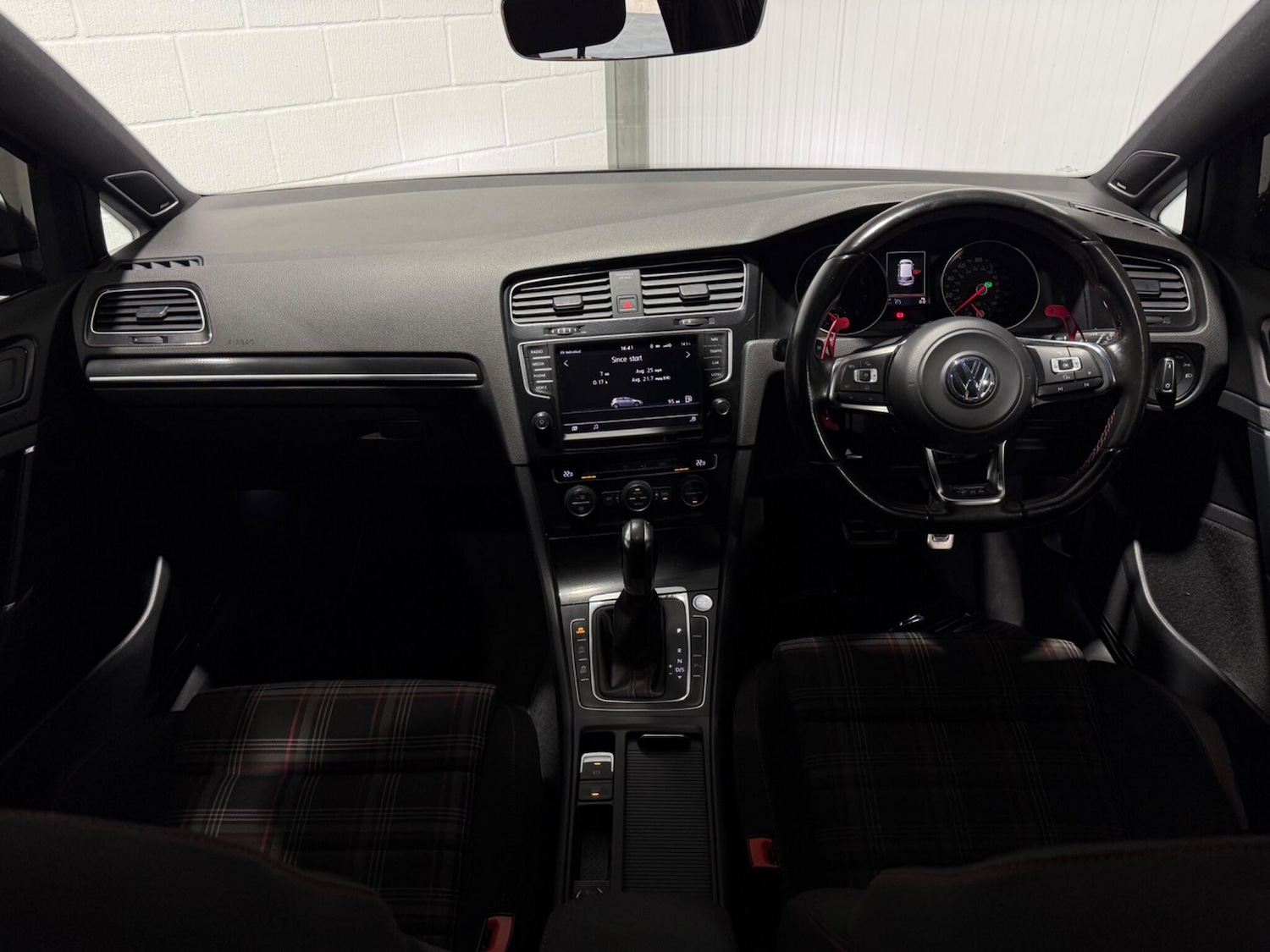 Used Volkswagen Golf 2016 for sale - 76585238: Photo 33