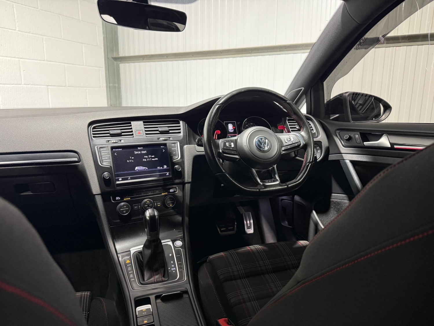 Used Volkswagen Golf 2016 for sale - 76585238: Photo 35