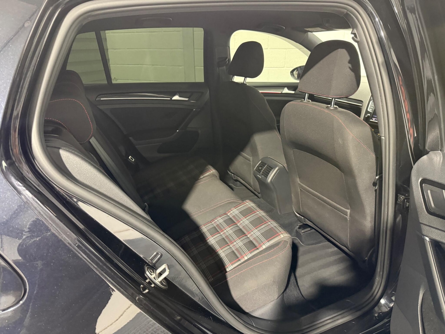 Used Volkswagen Golf 2016 for sale - 76585238: Photo 42