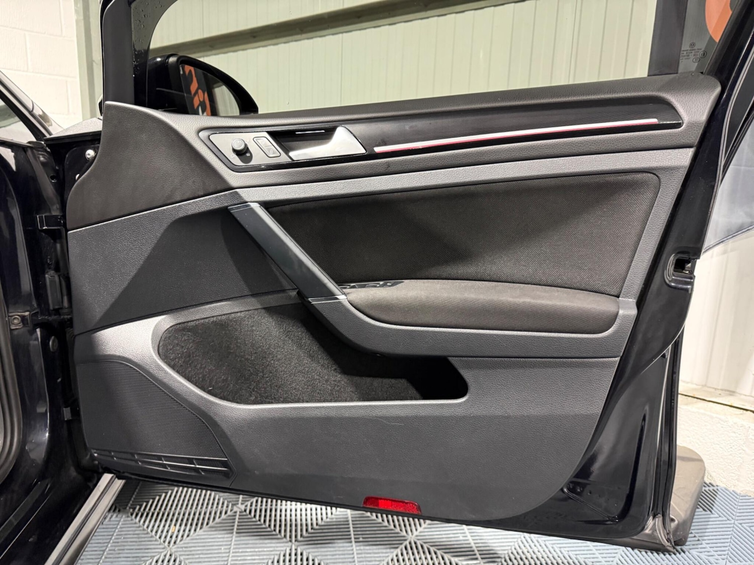 Used Volkswagen Golf 2016 for sale - 76585238: Photo 45