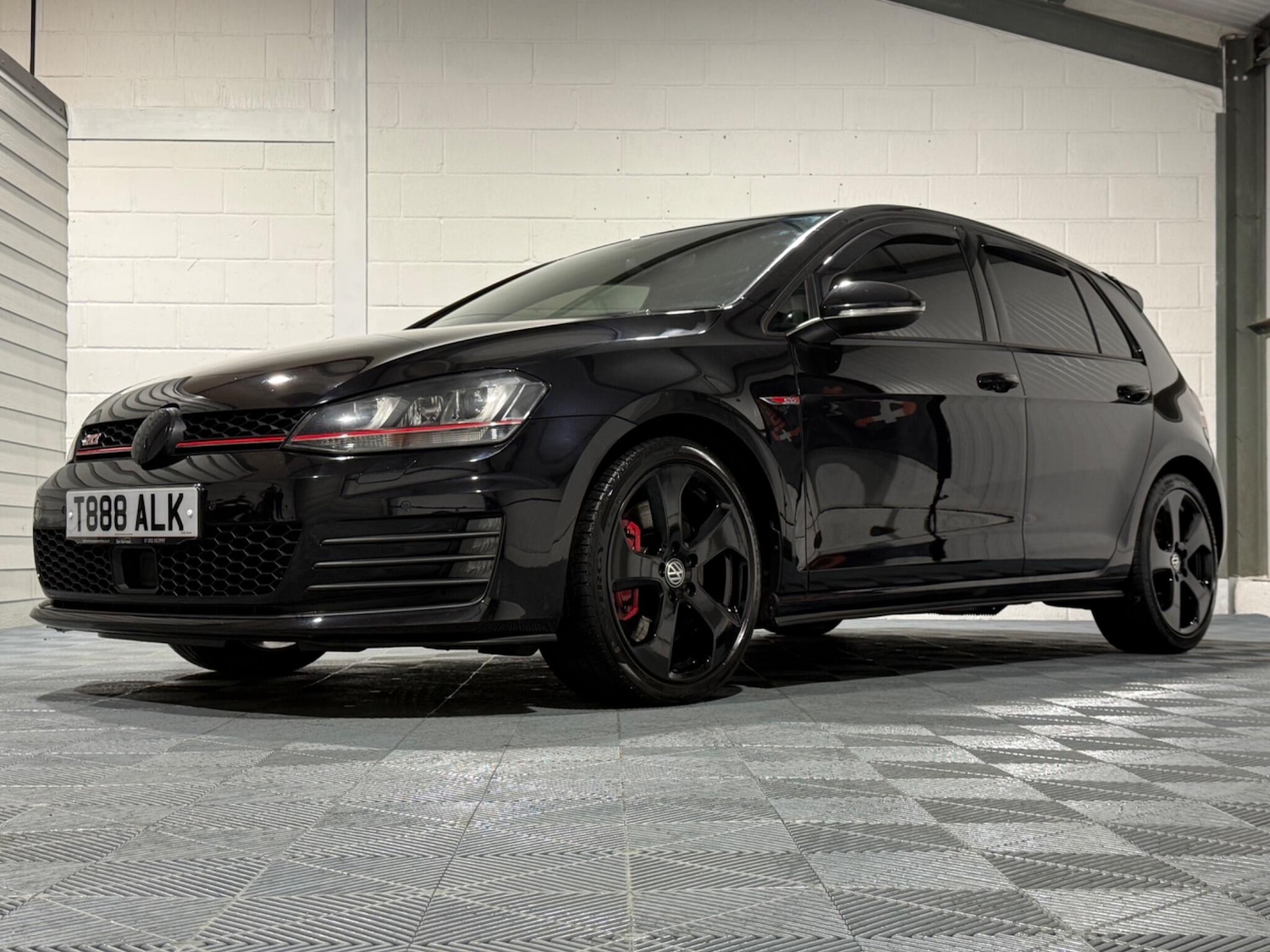 Used Volkswagen Golf 2016 for sale - 76585238: Photo 5