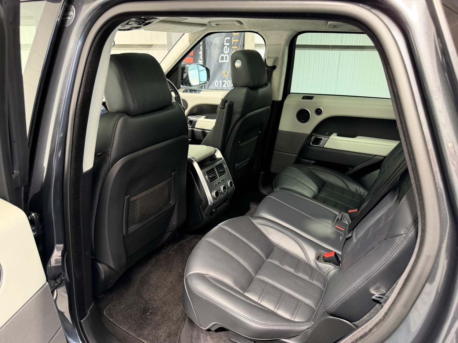 Used Land Rover Range Rover Sport 2015 for sale - 77957447: Photo 44