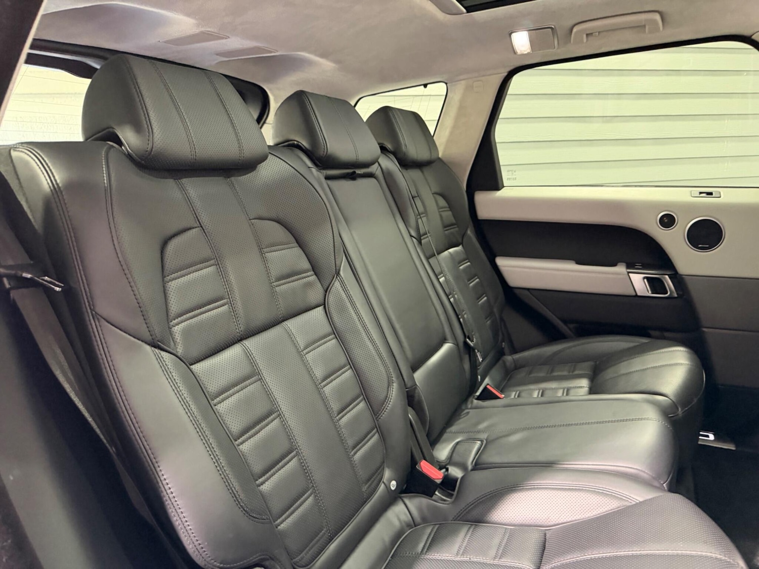 Used Land Rover Range Rover Sport 2015 for sale - 77957447: Photo 48