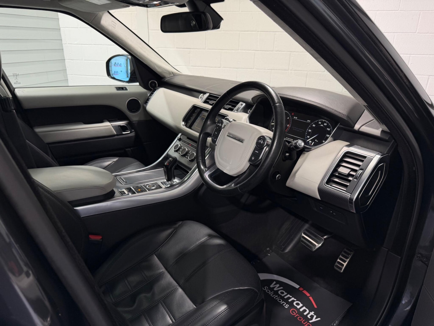 Used Land Rover Range Rover Sport 2015 for sale - 77957447: Photo 78