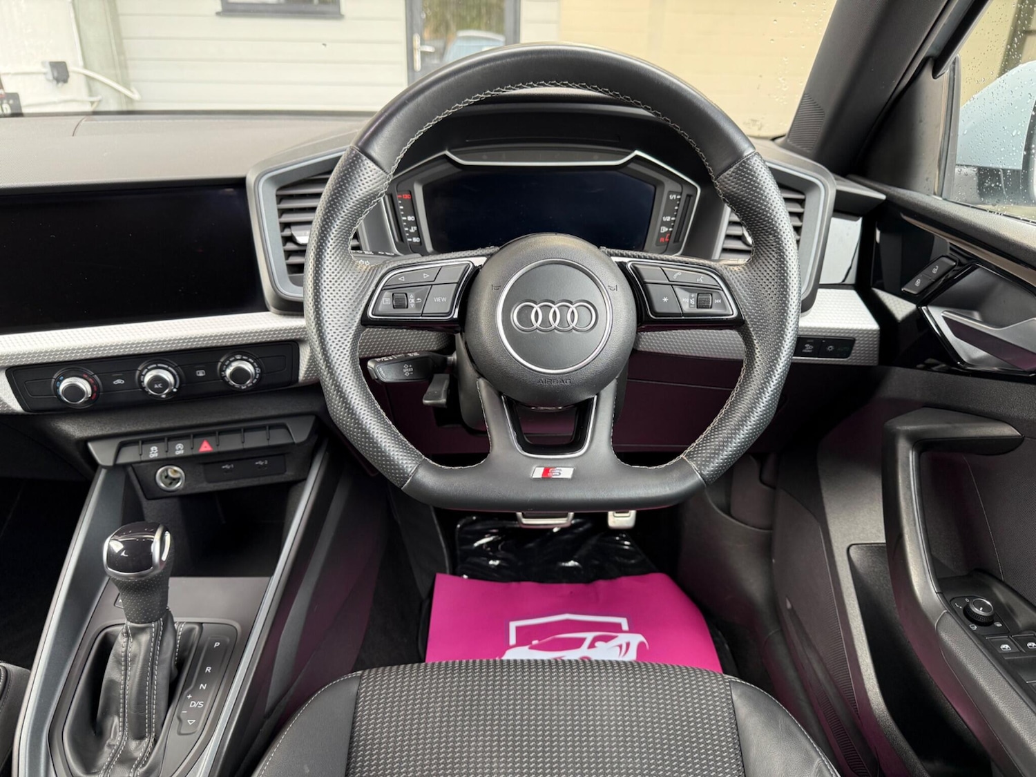 Used Audi A1 2023 for sale - 76988937: Photo 51