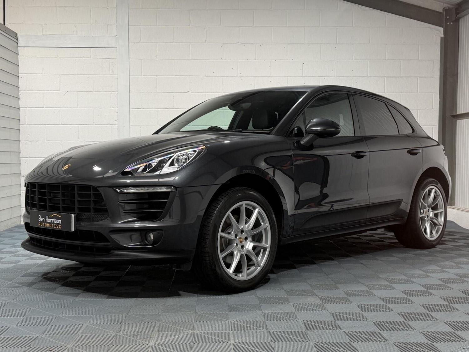 Used Porsche Macan 2017 for sale - 78184477: Photo 11