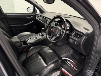 Used Porsche Macan 2017 for sale - 78184477: Photo