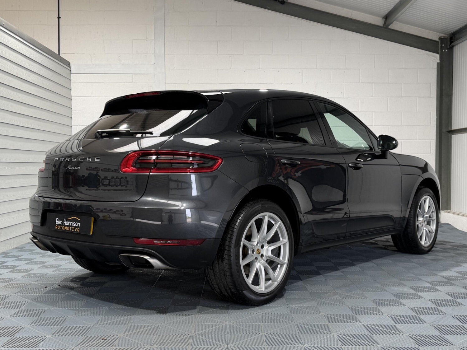 Used Porsche Macan 2017 for sale - 78184477: Photo 30