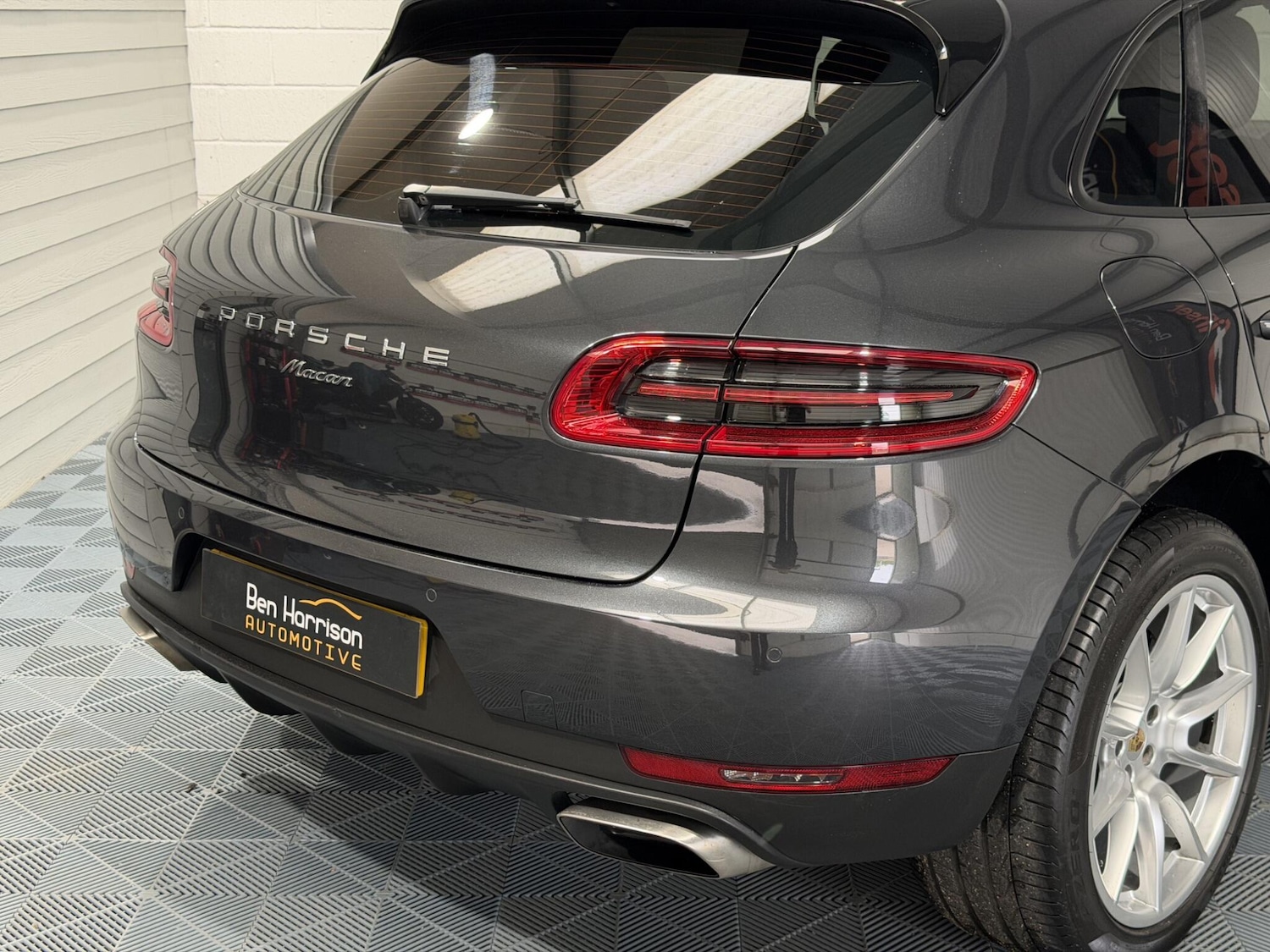 Used Porsche Macan 2017 for sale - 78184477: Photo 33