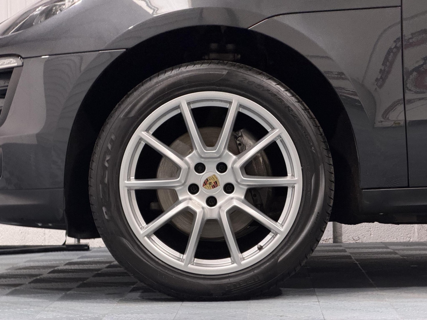 Used Porsche Macan 2017 for sale - 78184477: Photo 56