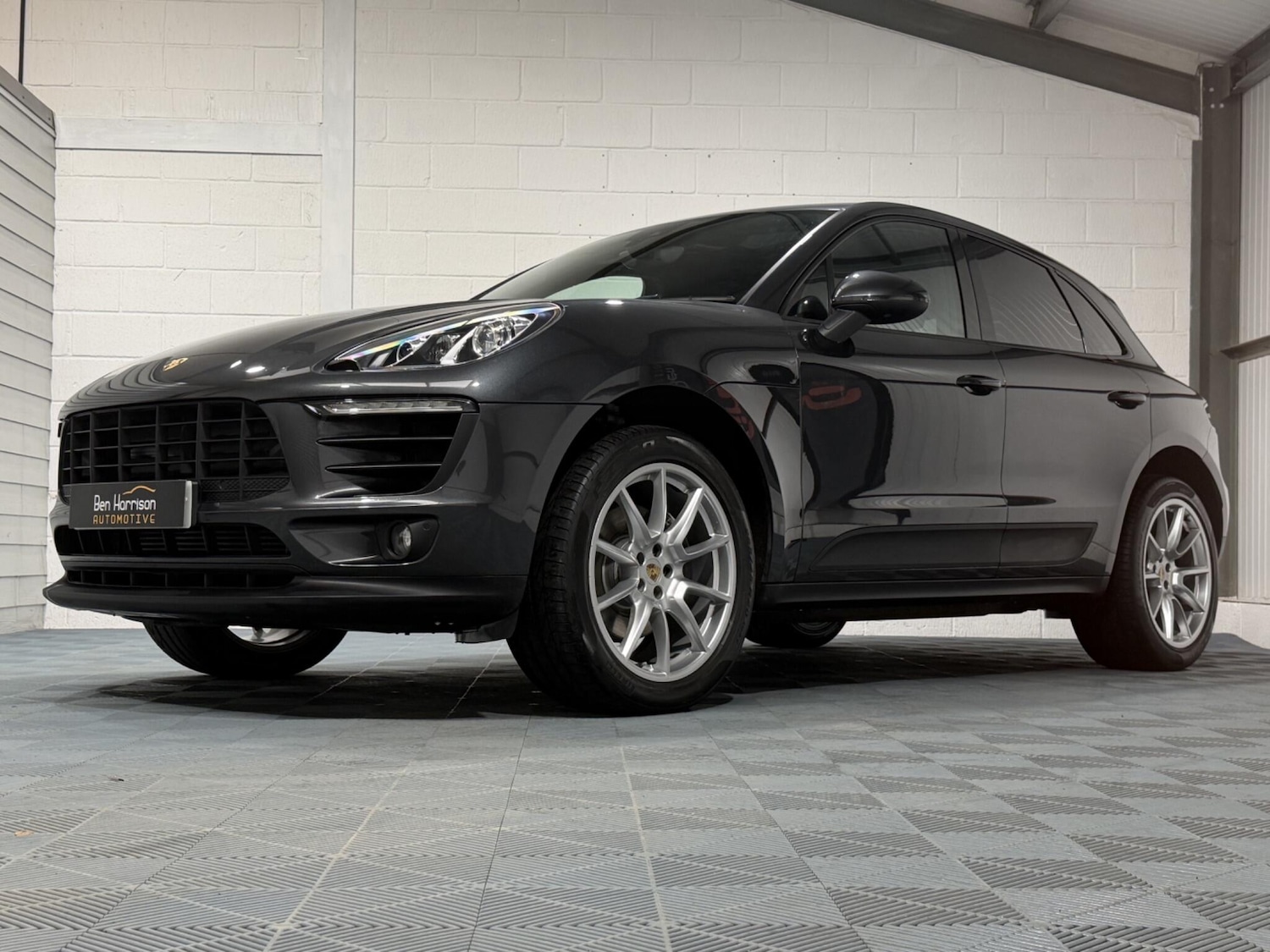 Used Porsche Macan 2017 for sale - 78184477: Photo 6