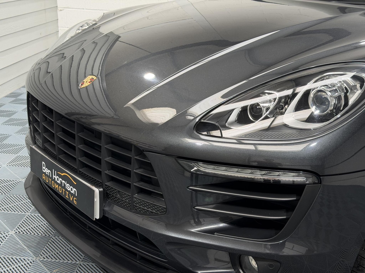 Used Porsche Macan 2017 for sale - 78184477: Photo 69