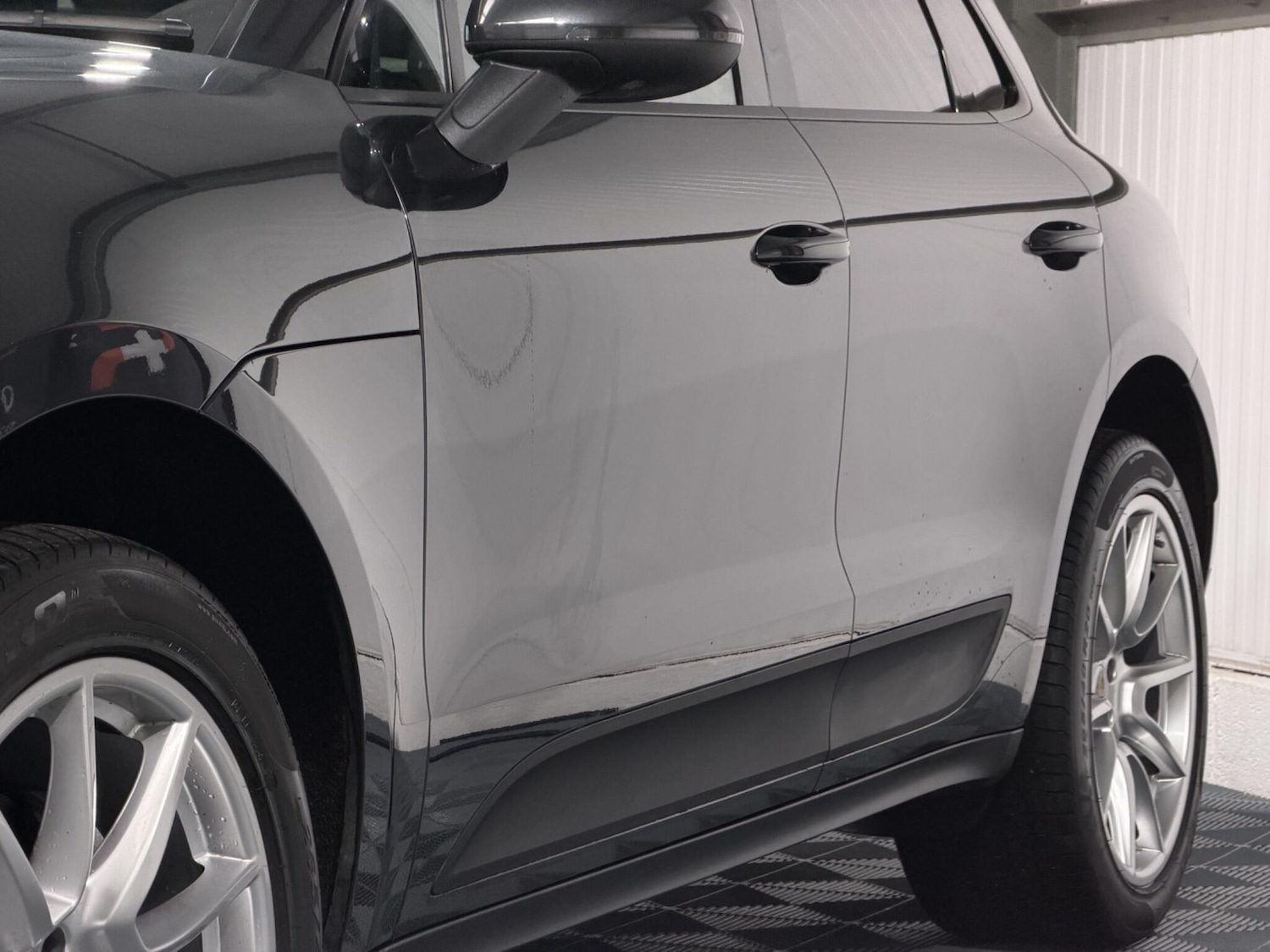 Used Porsche Macan 2017 for sale - 78184477: Photo 72