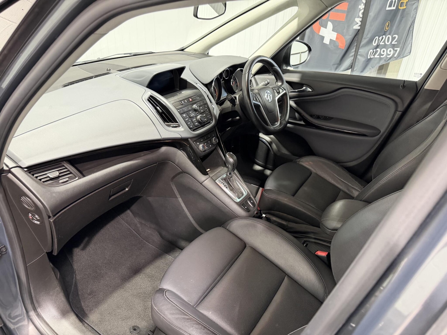 Used Vauxhall Zafira Tourer for sale - 78115394: Photo 3