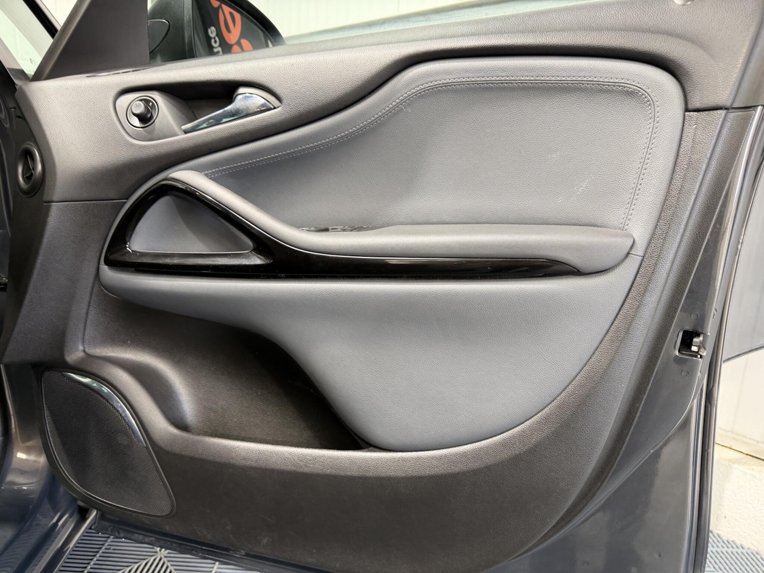 Used Vauxhall Zafira Tourer for sale - 78115394: Photo 40