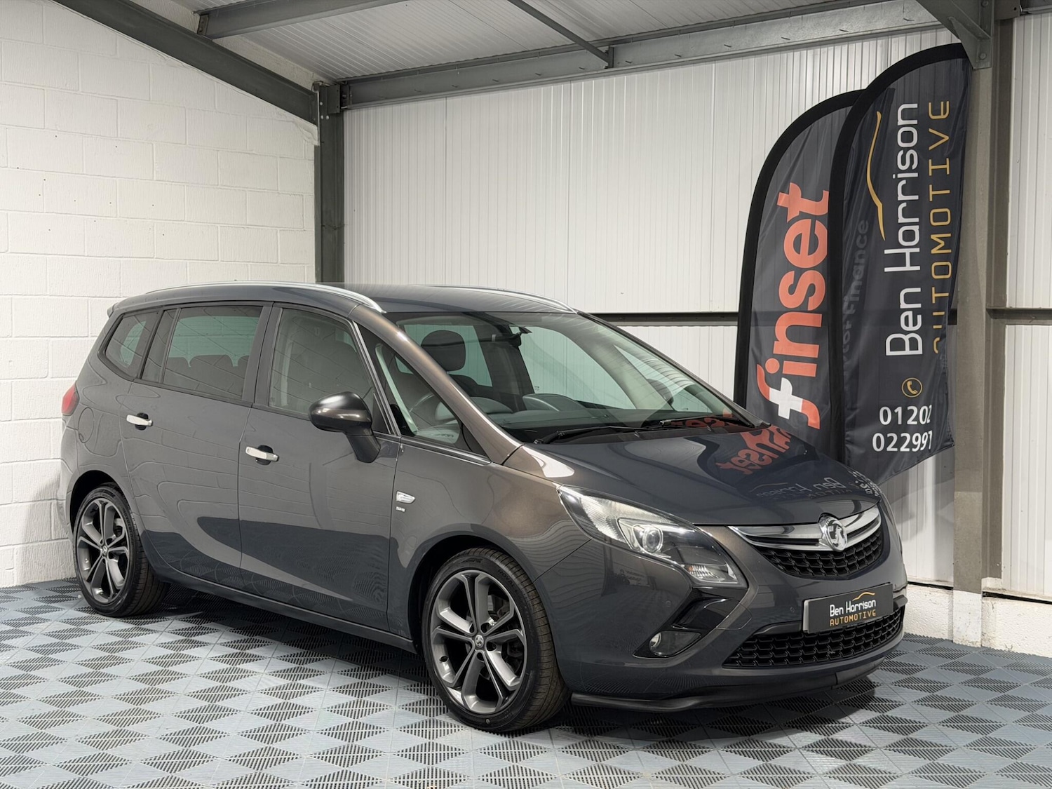 Used Vauxhall Zafira Tourer for sale - 78115394: Photo 8