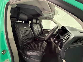 Used Volkswagen Transporter 2018 for sale - 75708074: Photo