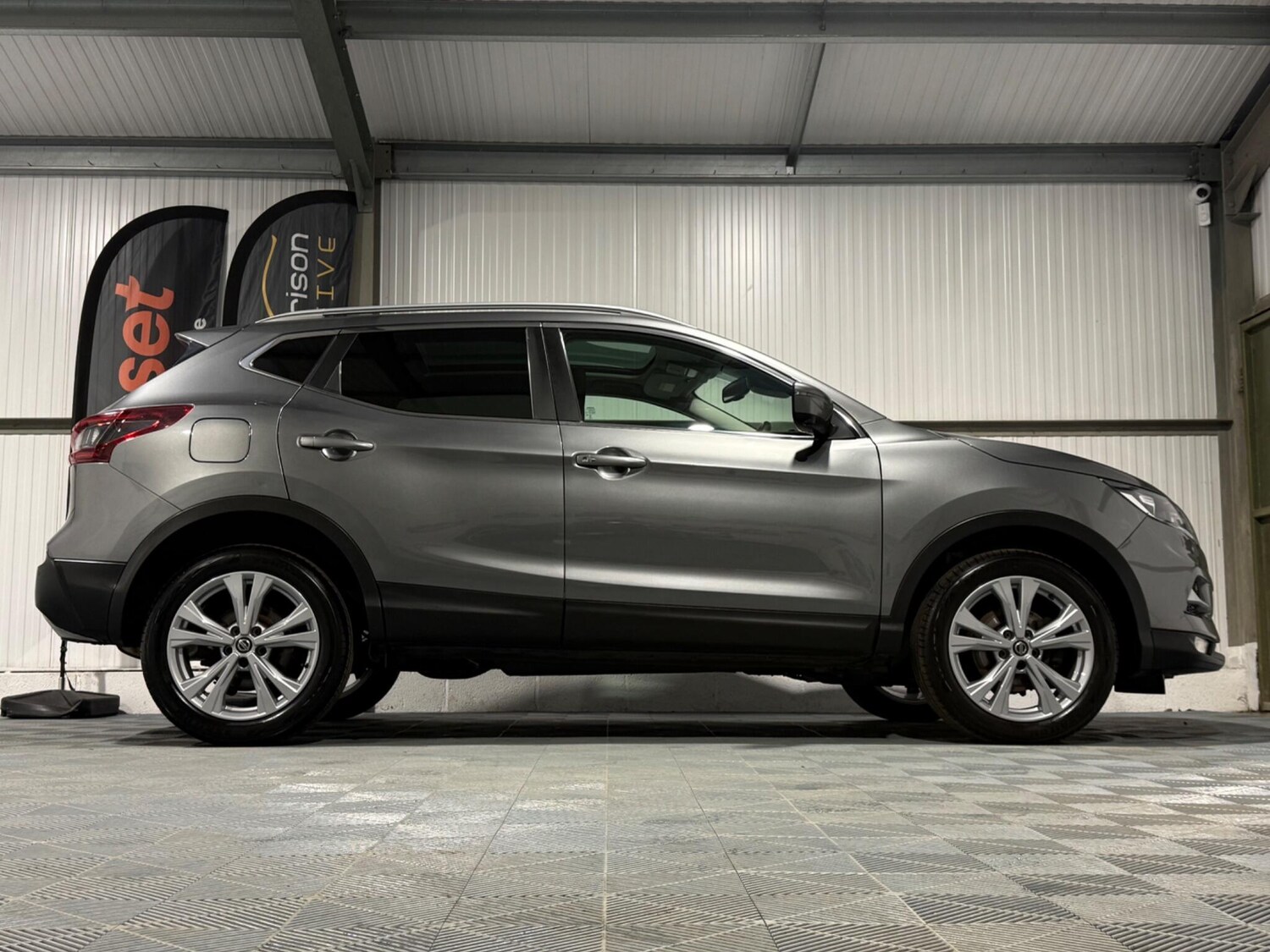 Used Nissan Qashqai for sale - 77496613: Photo 23