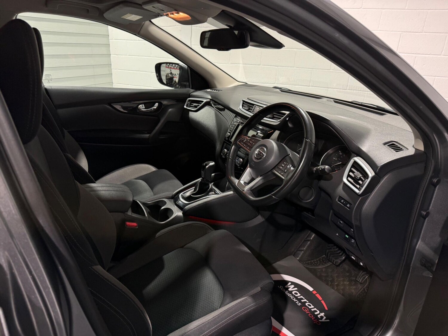 Used Nissan Qashqai for sale - 77496613: Photo 31